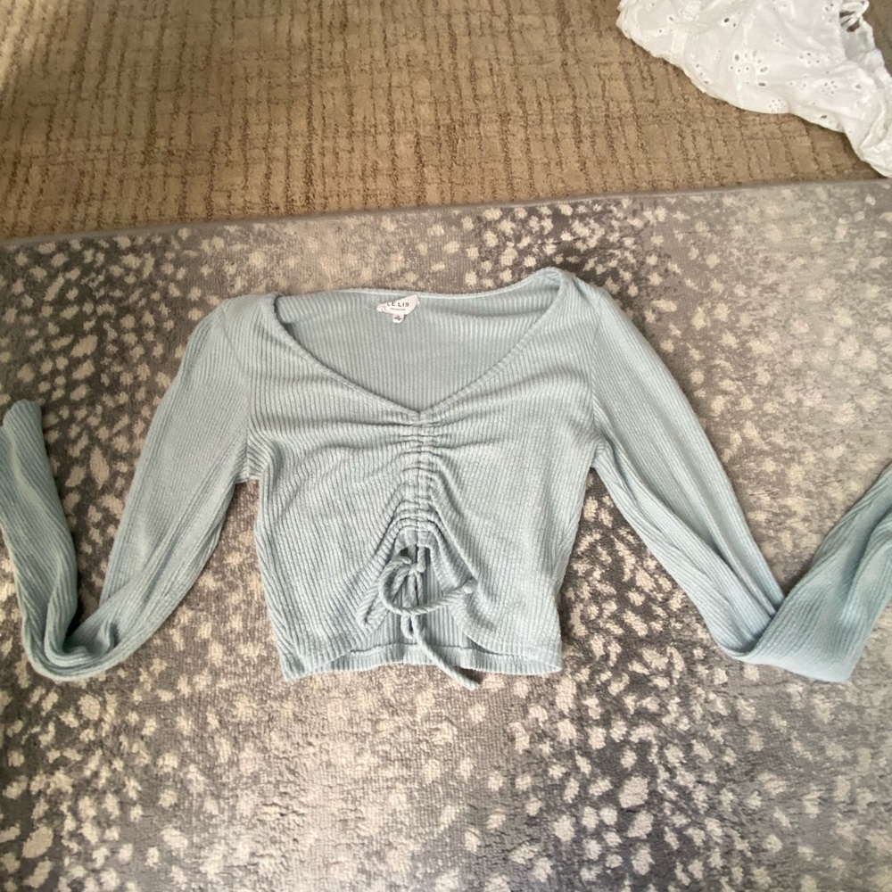 Lelis crop top.
